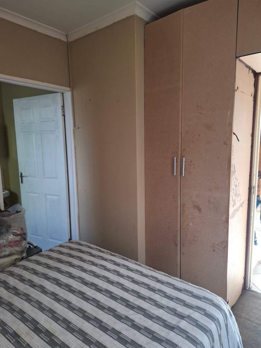 1 Bedroom Property for Sale in Silversands Western Cape